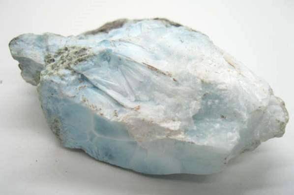 LMR3-Larimar, known as Stefilia’s Stone, carries the energy of the blue ray and may assist in communications, intuition and spiritual insight